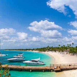 Catalina Island Exclusive Tour – Snorkeling & White Sand Beaches in the Dominican Republic